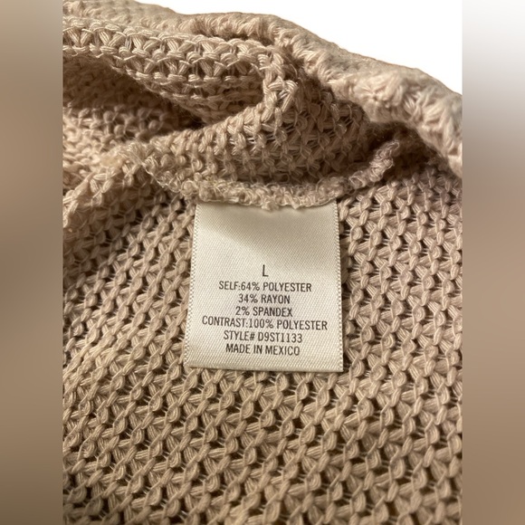 🧵2/$25🧵Alya, Ribbon Stretchy Knit Top, by Francesca - Picture 8 of 9